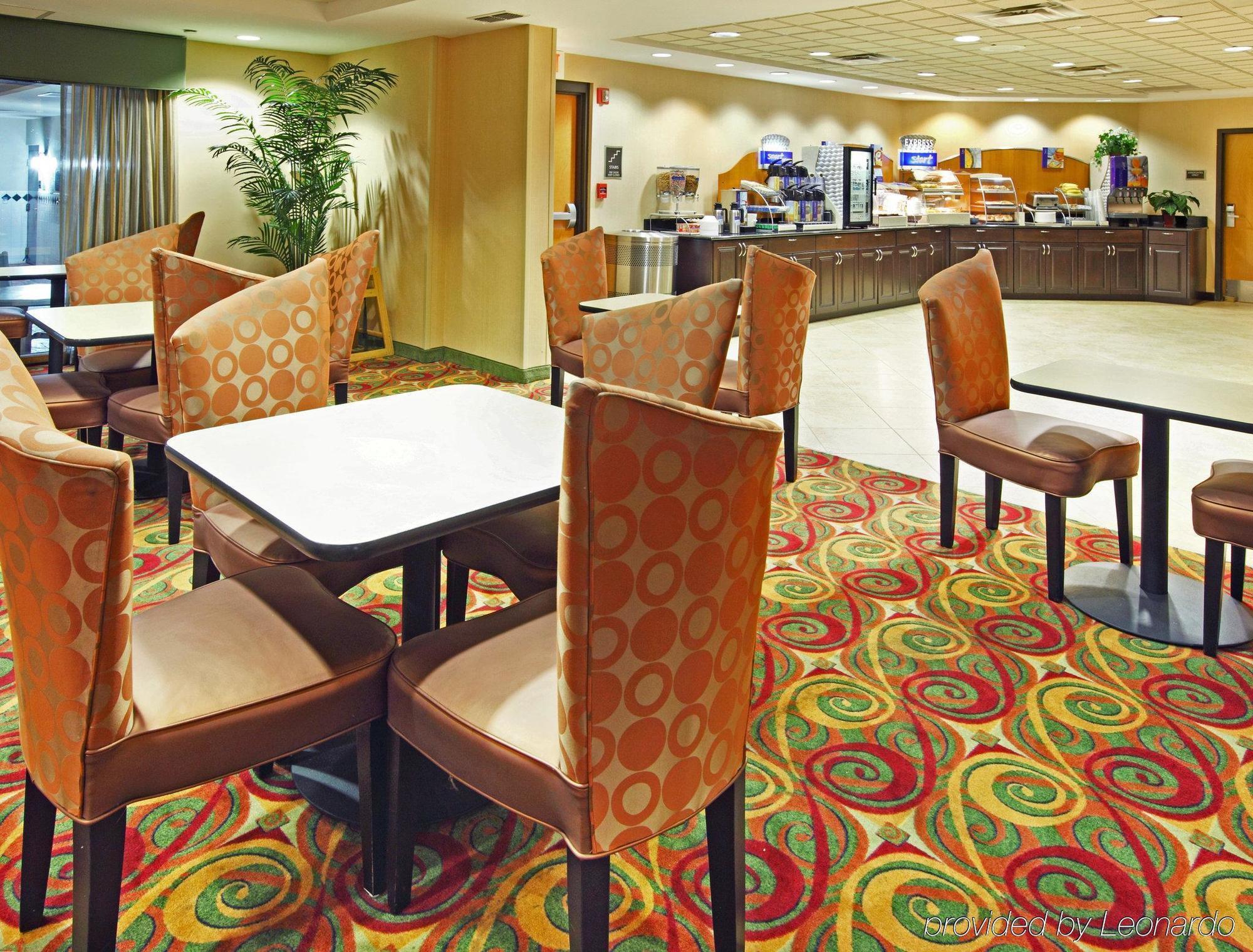 Holiday Inn Express Tyler South By Ihg Restaurant foto